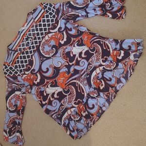 Crown and Ivy Blouse